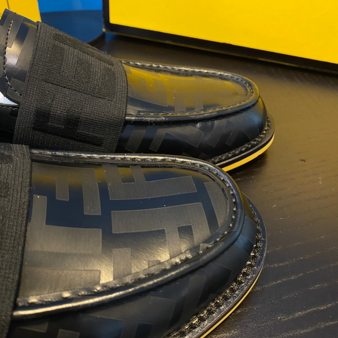Zapatos negros