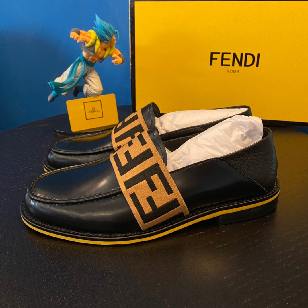 Zapatos negros