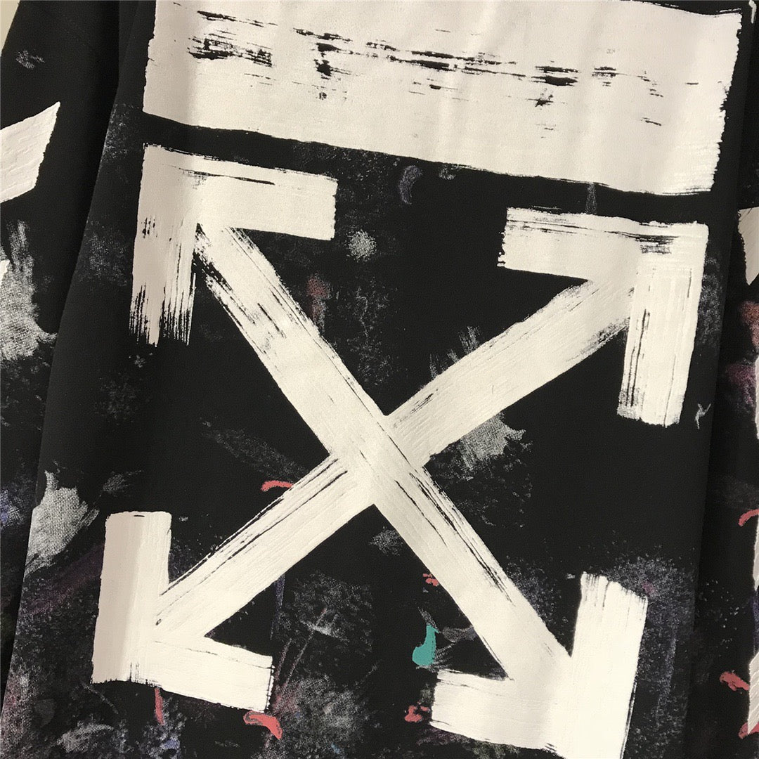 Sudaderas negras con capucha