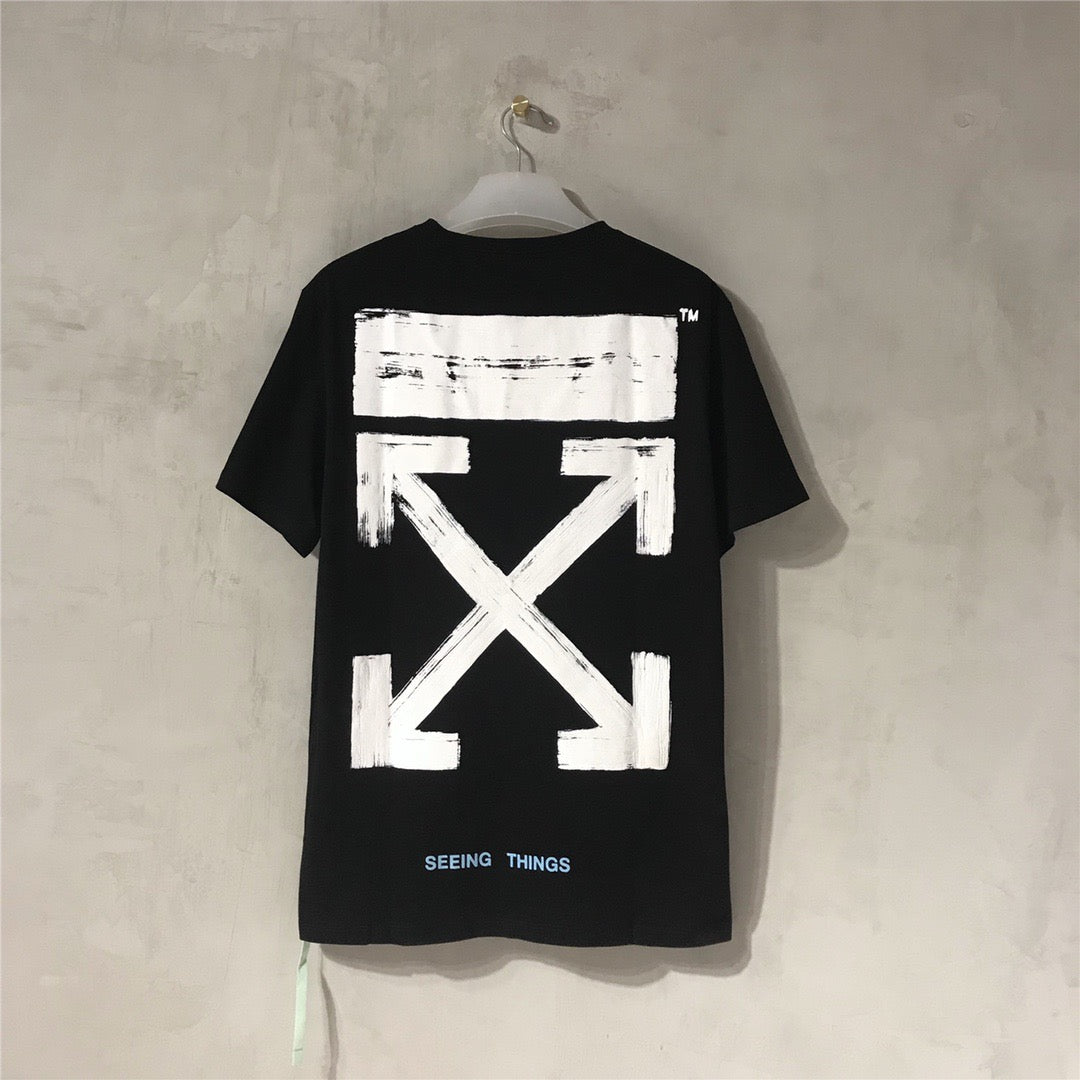 Camisetas blancas y negras