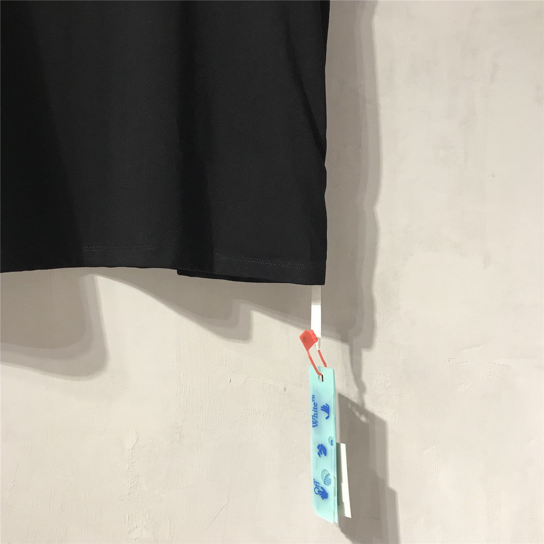 Sudaderas blancas y negras