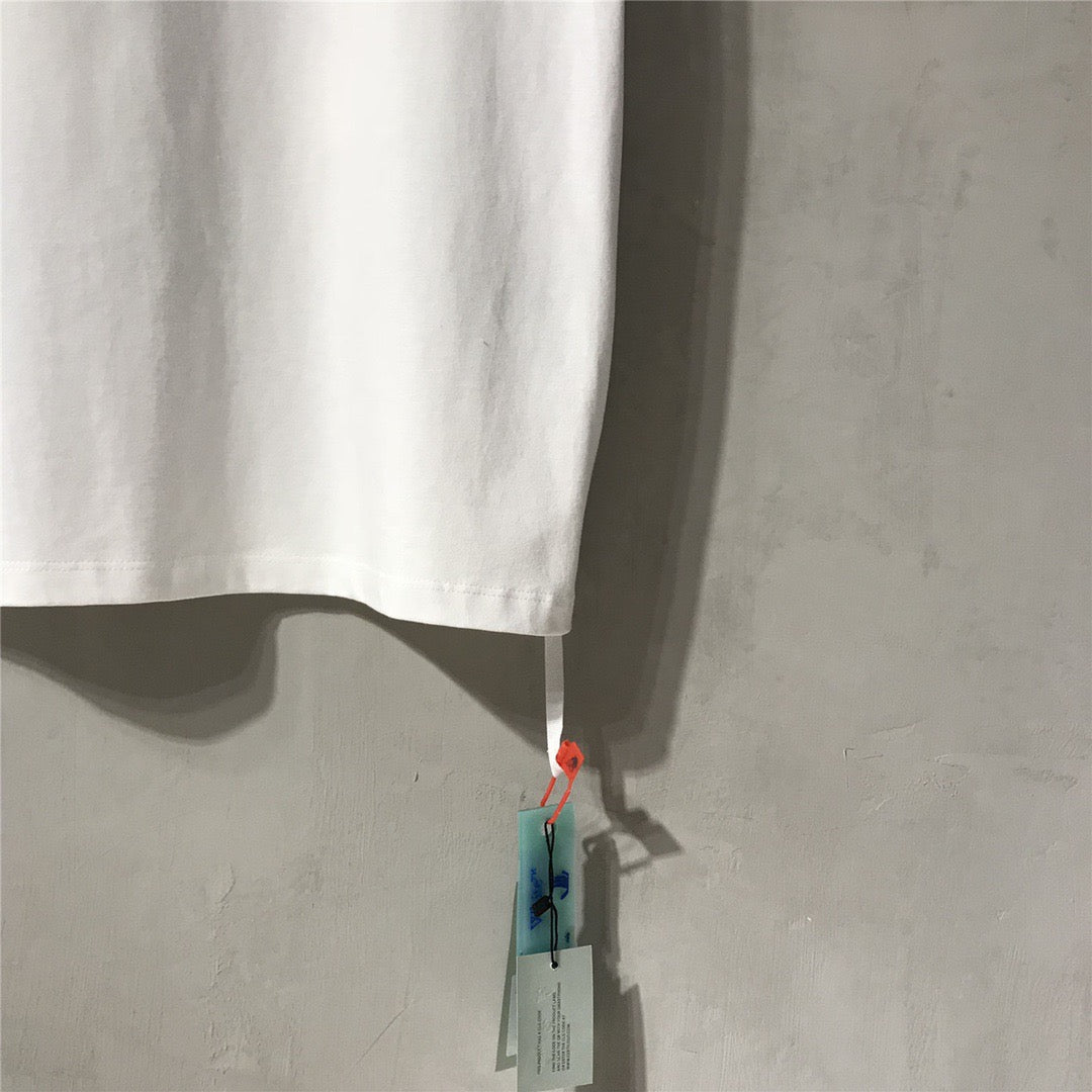 Sudaderas blancas y negras