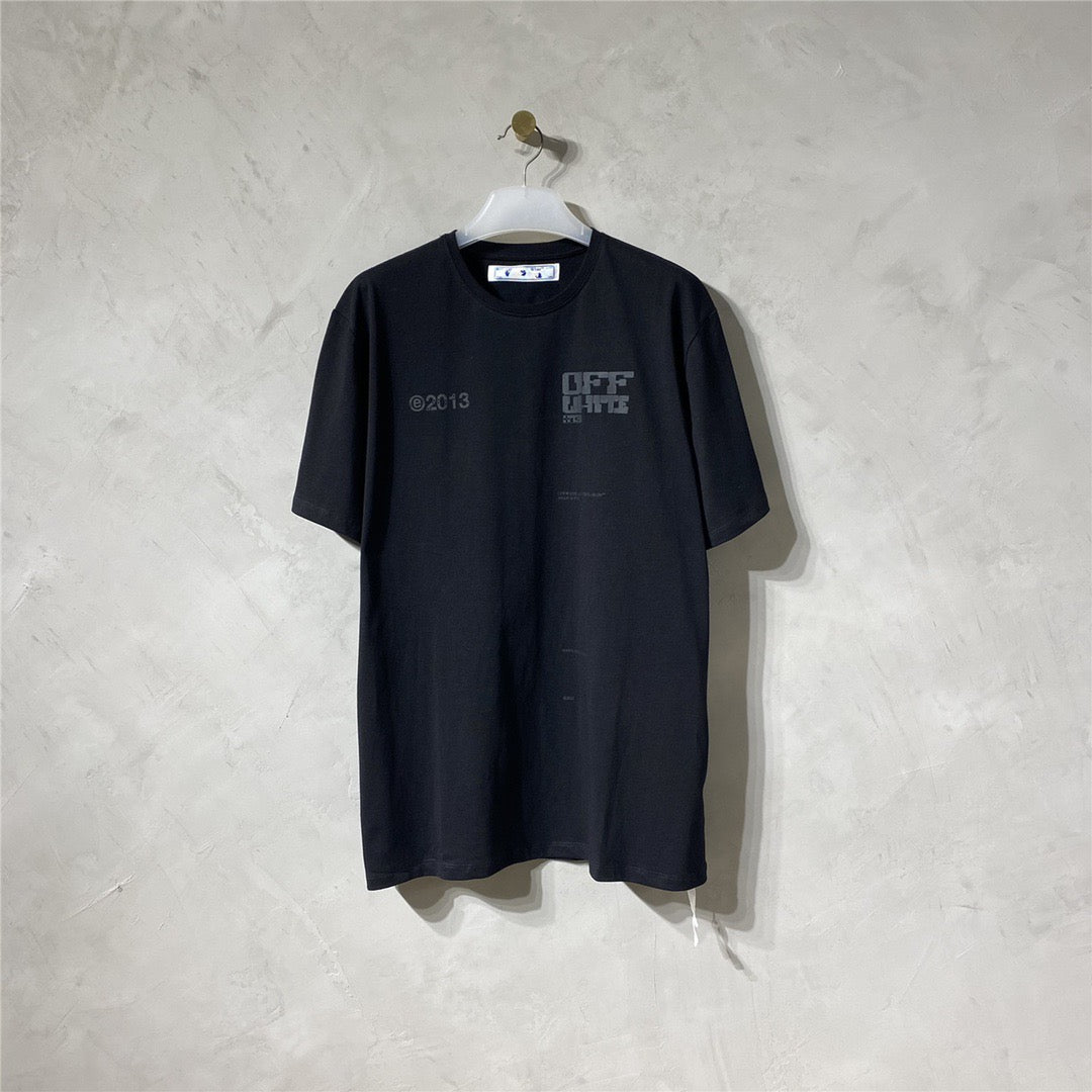 Sudaderas blancas y negras