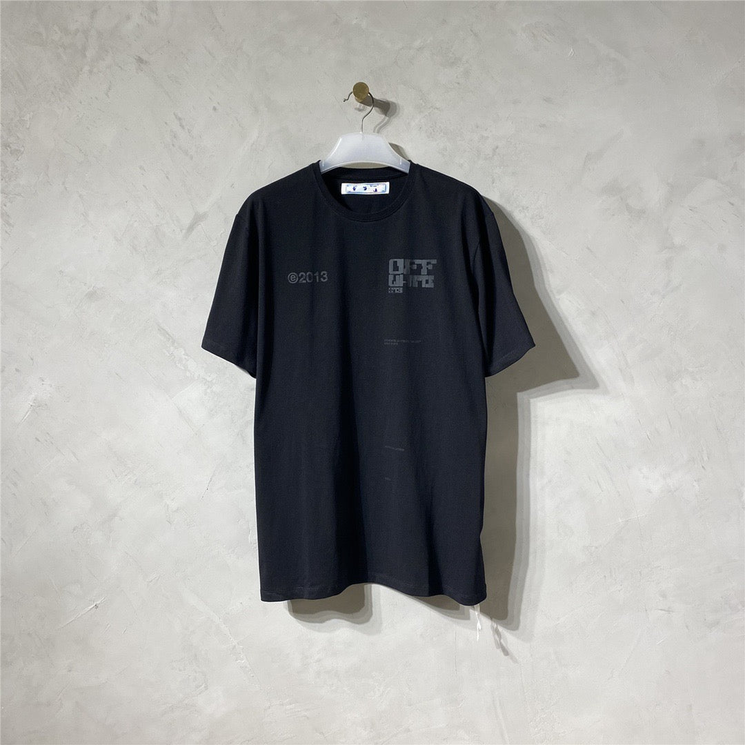 Sudaderas blancas y negras