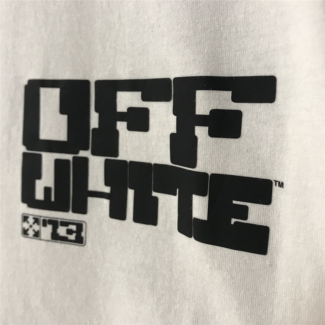 Sudaderas blancas y negras