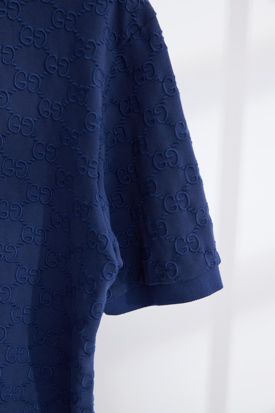 Blaue Poloshirts