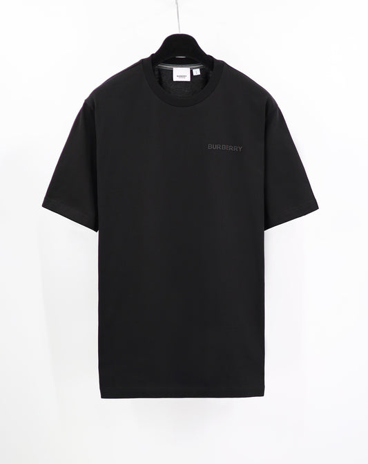 Schwarze T-Shirts