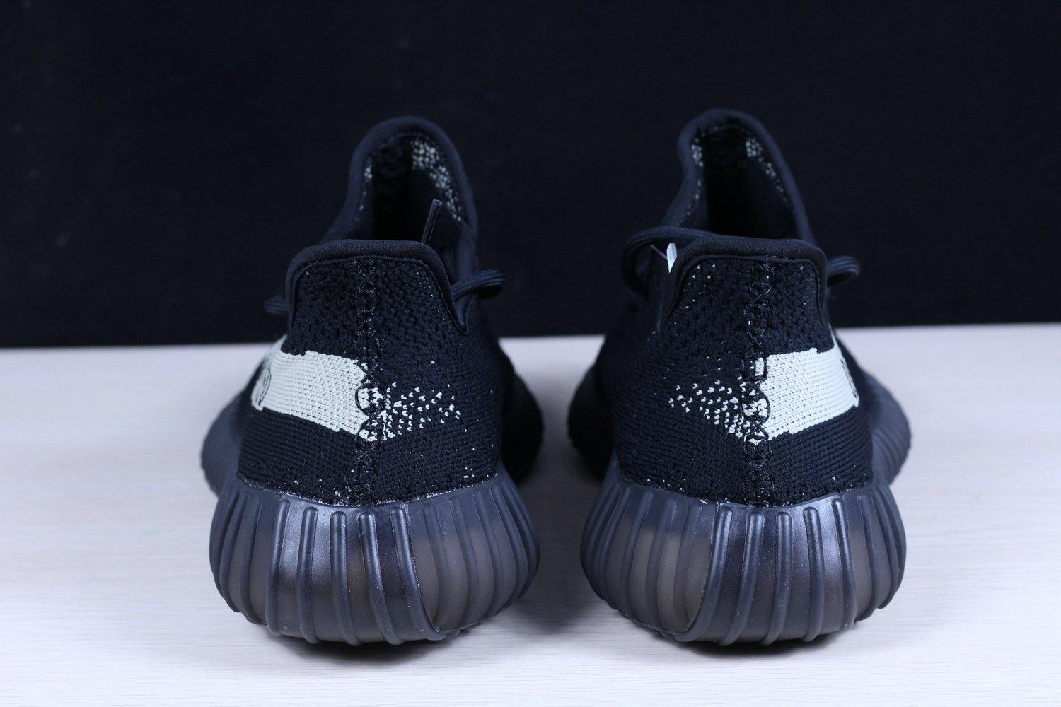 Adidas Yeezy Boost Black White - Topmodareps