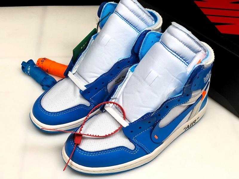 Zapatillas deportivas azules