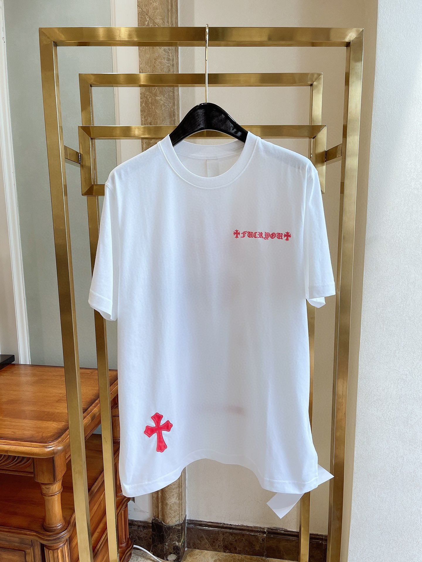 color sheepskin cross Tee - Topmodareps