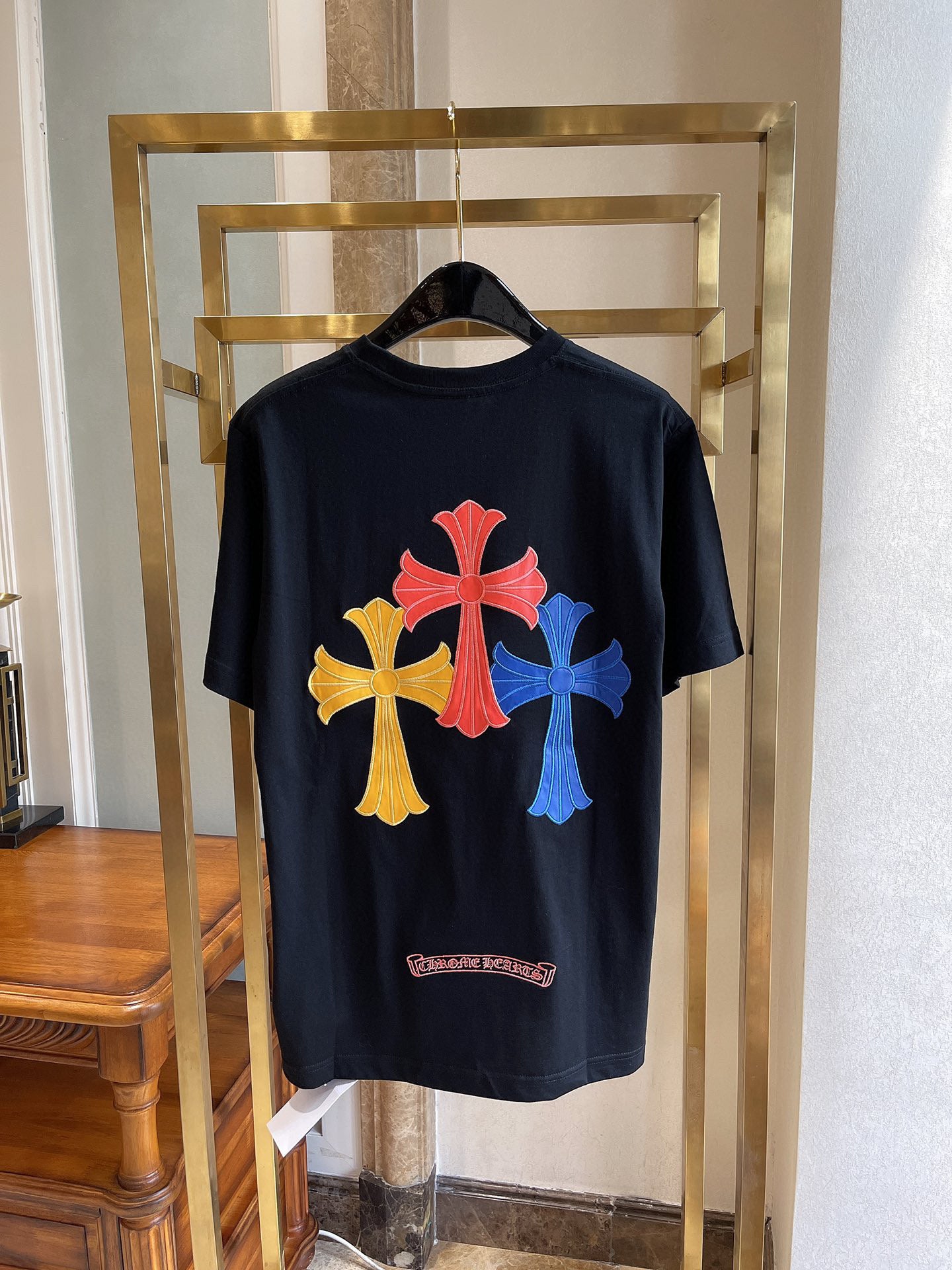 color sheepskin cross Tee - Topmodareps